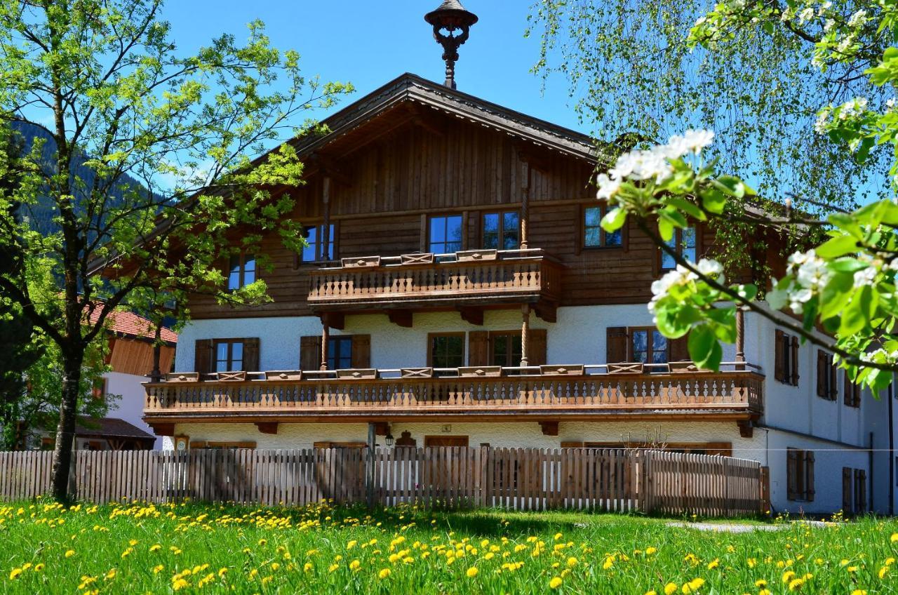Kleintodlinggut Farm stay *